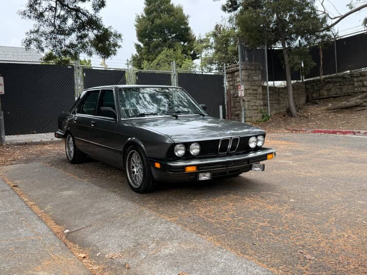 BMW 528e